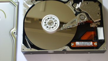 চুপিসারে কি ঘটছে আপনার হার্ডডিস্কে?