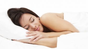 রাতে ঘুমানোর আগে যে বিষয় গুলোর দিকে খেয়াল রাখবেন আর যে বিষয় গুলো এড়িয়ে চলবেন বিপদ থেকে বাঁচতে এই টিউনটি পড়ে রাখুন