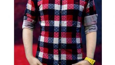 ফ্যাশনে অন্যরকম পার্ট দেবে ক্যাজুয়াল শার্ট