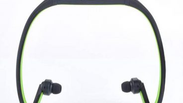 বাড়তি সুবিধা পেতে স্মার্টফোনের সঙ্গে রাখুন কিছু স্মার্ট এক্সেসরিজ