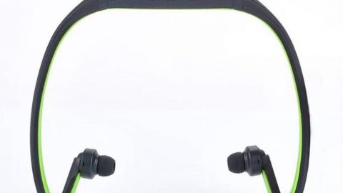 বাড়তি সুবিধা পেতে স্মার্টফোনের সঙ্গে রাখুন কিছু স্মার্ট এক্সেসরিজ