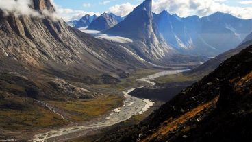 পৃথিবীর সবচেয়ে খাঁড়া স্থান মাউন্ট থর