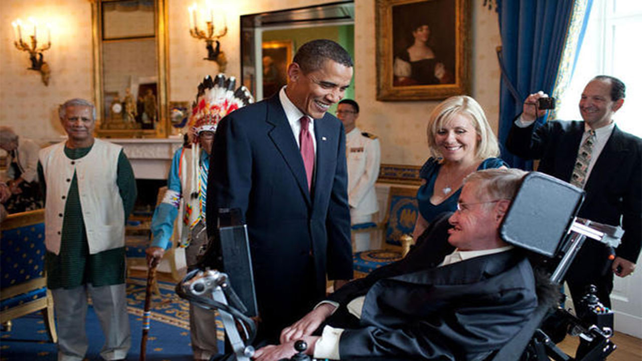 Stephen Hawking, স্টিফেন হকিং, स्टीफन हॉकिंग, اسٹیفن ہاکنگ, ಸ್ಟೀಫನ್ ಹಾಕಿಂಗ್, ஸ்டீபன் ஹாக்கிங், Physicist Stephen Hawking has died, stephen hawking last words, stephen hawking big bang theory, stephen hawking biography