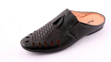 নববর্ষে নবাবী জুতা