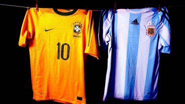 ব্রাজিল/আর্জেন্টিনা/জার্মানি যেকোনো দেশের জার্সি ফ্রিতে নিন