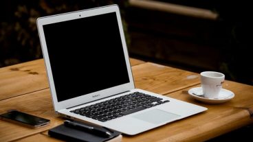 নতুন ফ্রিলেন্সাররাও মাসে লাখ টাকা আয় করতে পারেন