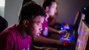 ভিডিও গেম কি শুধুই খারাপ জিনিস? জানুন ভিডিও গেমের ভালো এবং খারাপ দিকগুলো