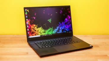 এ বছরের চমৎকার গেমিং ল্যাপটপ Razer Blade এর রিভিউ