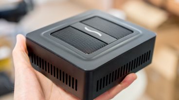 ল্যাপটপকে গেমিং পিসির মতো পারফরমেন্স দিতে ব্যবহার করুন eGPU!