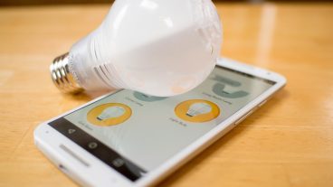 জেনে নিন স্মার্টহোম প্রোডাক্টে ZigBee এবং Z-Wave কি?