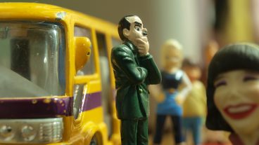 প্রযুক্তির এই যুগে এখনো কেন সেই “লিমিটেড লাইফ” বেছে নেয়া!