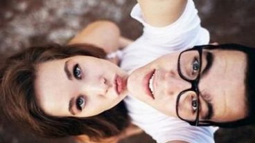 ফেসবুকে ওভার শেয়ারিং করছেন কিনা?