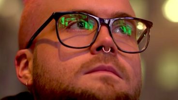 ব্রিটিশ আইনজীবিদের একটি দল আজ ফেসবুকের কিছু সার্টিফেশন পাবলিকে উন্মুক্ত করে দিয়েছে  এই সার্টিফিকেশনগুলো ব্রিটিশ MPs দের লিকডকৃত ডিলেটেড ডাটাকে উদ্ধার করার নিশ্চয়তা হিসেবে দেখা হচ্ছে বলে জানা যাচ্ছে