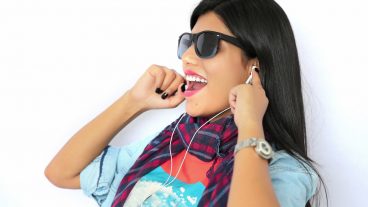 What kind of earphone suits you?