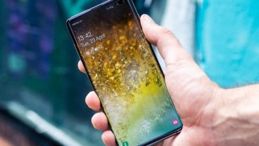 স্মার্টফোন রিভিউঃ স্যামসাং গ্যালাক্সি এস ১০ প্লাস