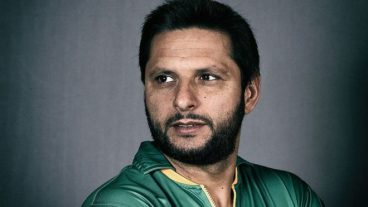 করোনা ভাইরাস: পাকিস্তানের ক্রিকেট তারকা শহীদ আফ্রিদি