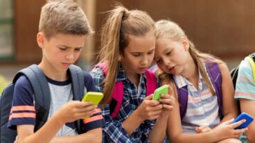 অতিরিক্ত মোবাইল ব্যবহারের কুফল