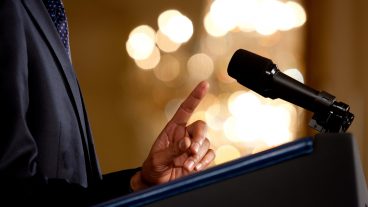 ভবিষ্যত সফলতার জন্য যে কথাগুলো নিজেকে প্রতিদিন বলুন