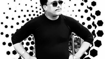 দুর্বার হতে-তো চাই – মনিরুজ্জামান প্রমউখ