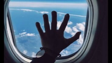 পাশের মানুষটি আপনার ভাই