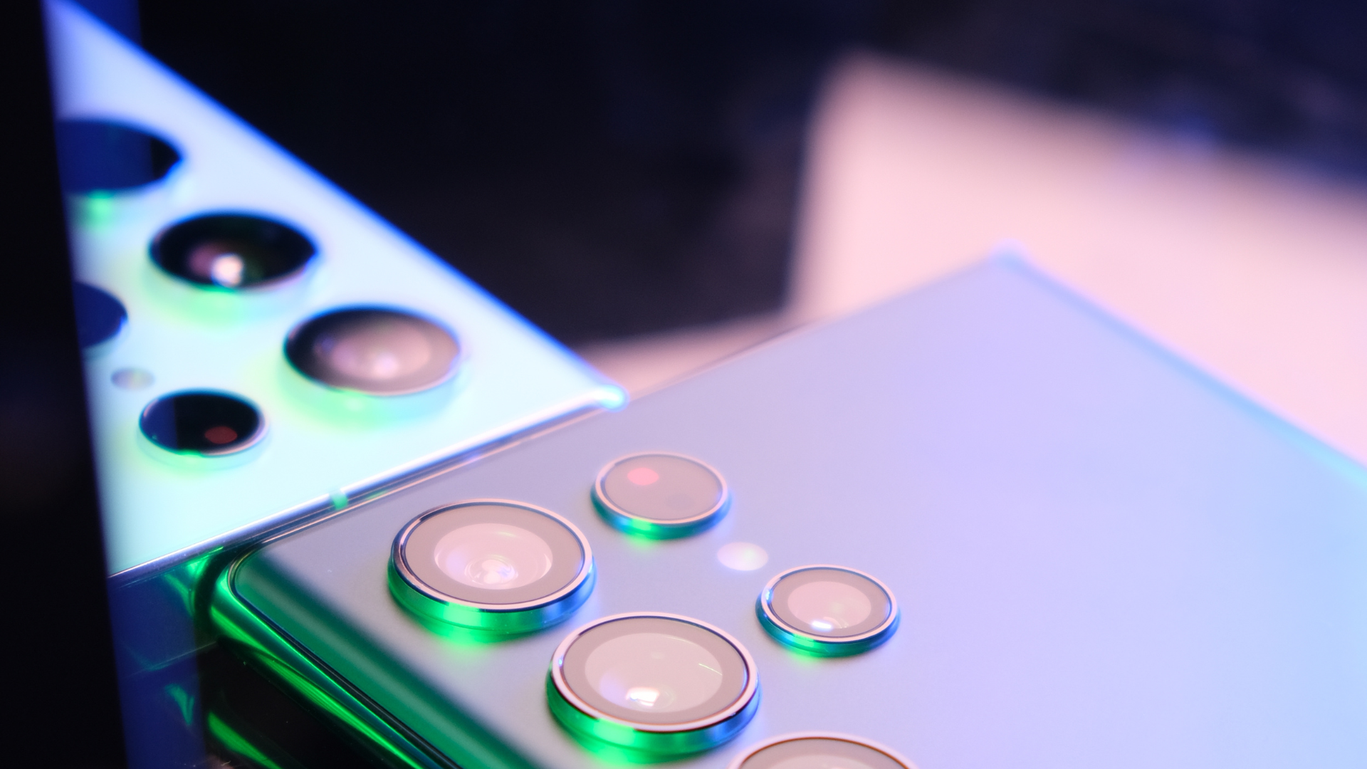 চায়নায় Samsung এর পতনের পেছনে আরও যত ভুল