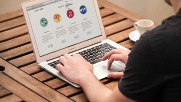 আপনার কাজের জন্য কোন ল্যাপটপ পারফেক্ট?