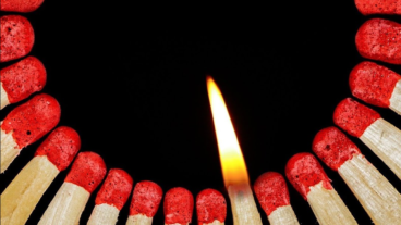 দিয়াশলাই কিভাবে আবিষ্কার হলো?