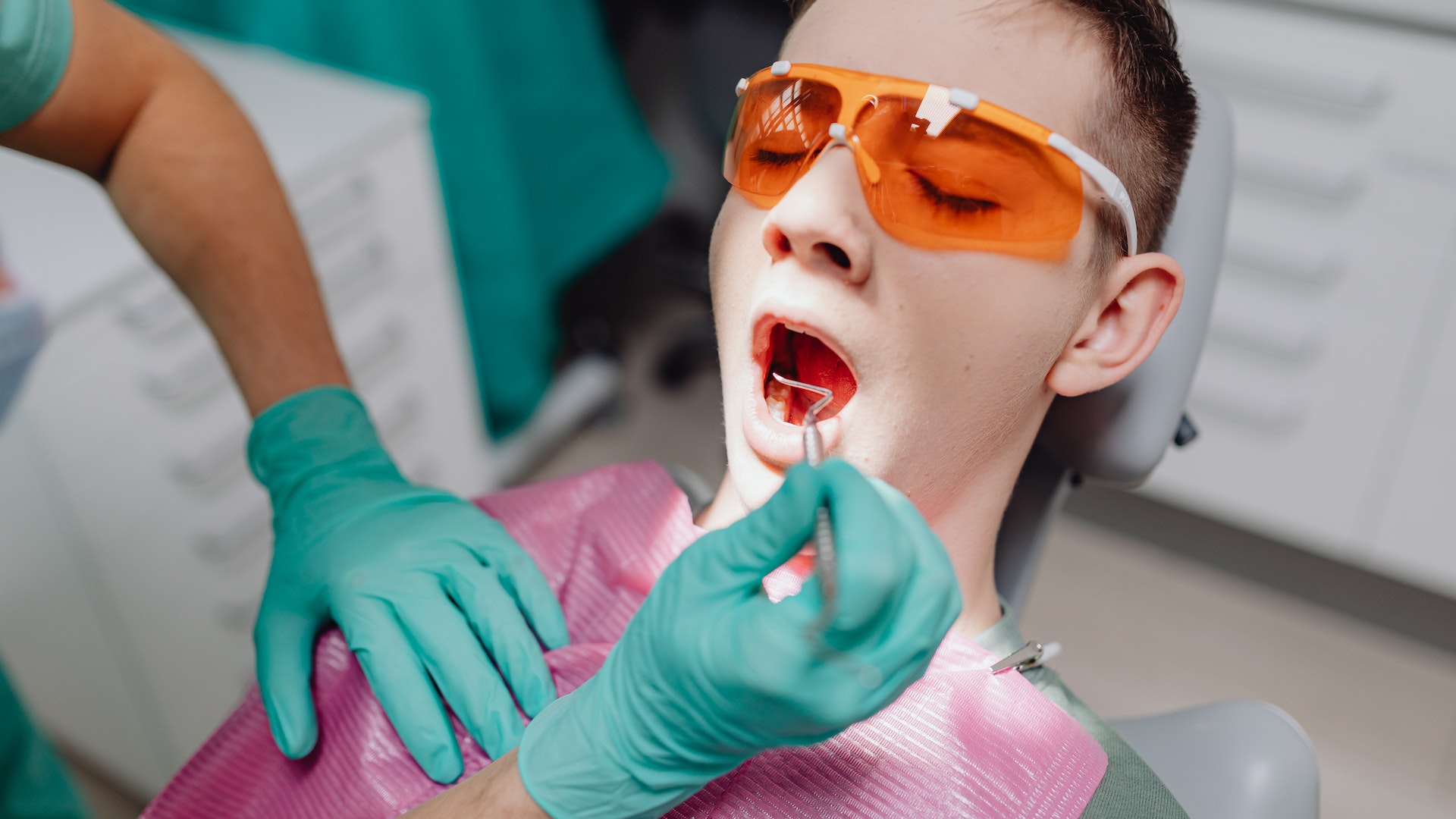 গলায় কিছু আটকে যাওয়া