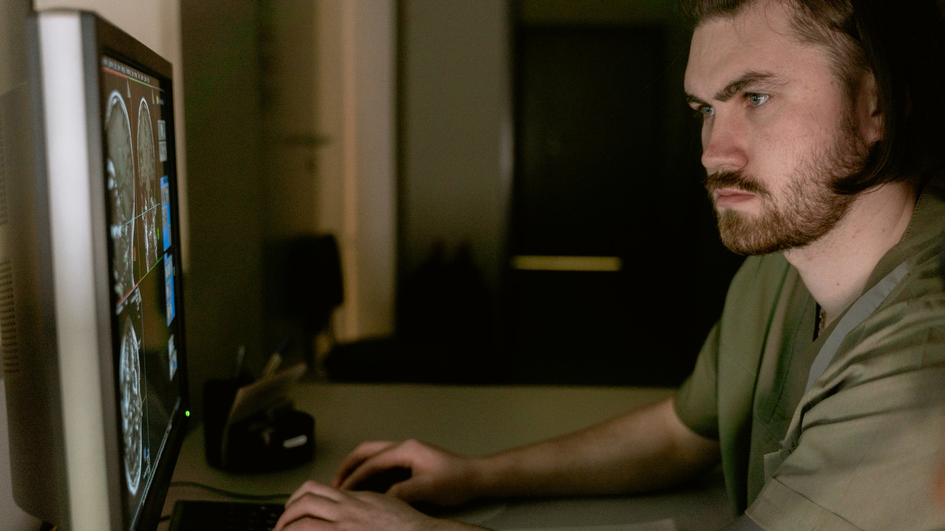 "দুটি ভাইরাসের কার্যক্রম ভিন্ন, তবুও তাদের মালিক একজনই" বিশেষজ্ঞরা এটা বুঝলেন কী করে?