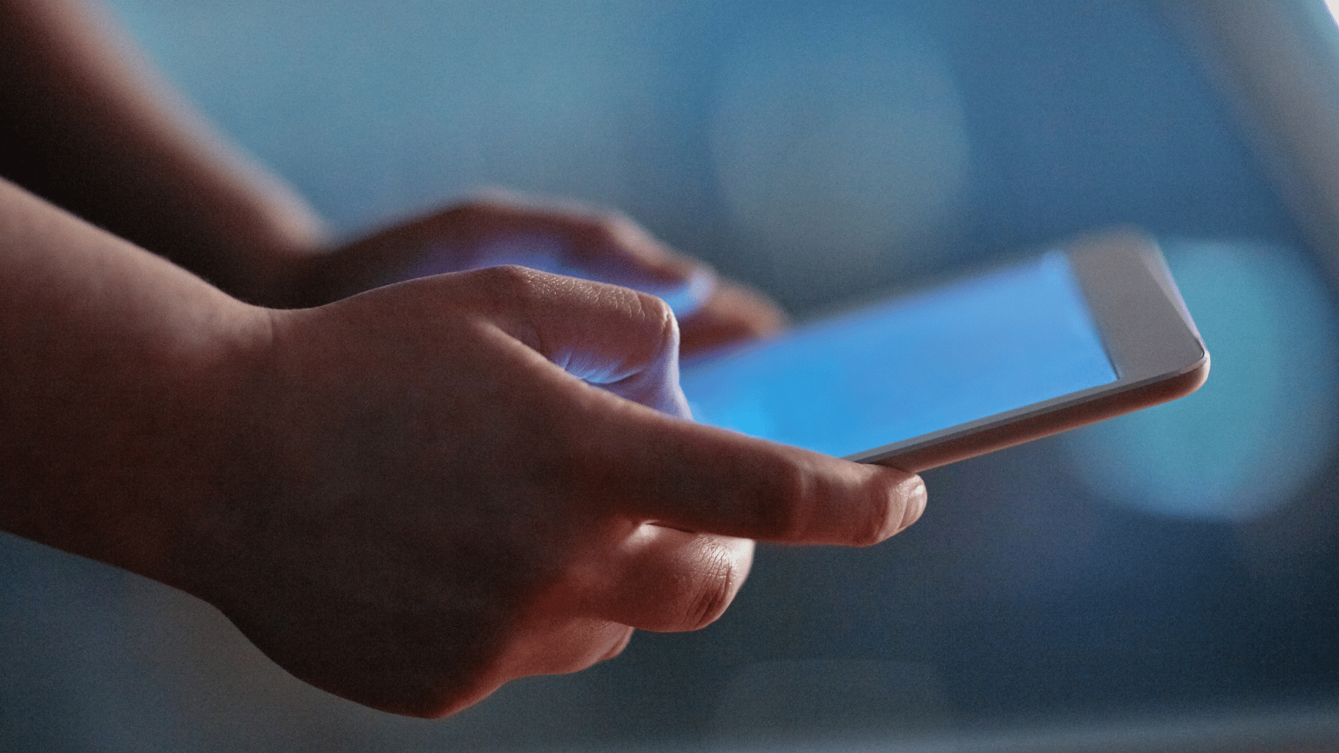 আপনার ফোনে হয়তোবা Night Shield, Eye Comfort Shield বা Blue Light Filter ব্যবহার করছেন না