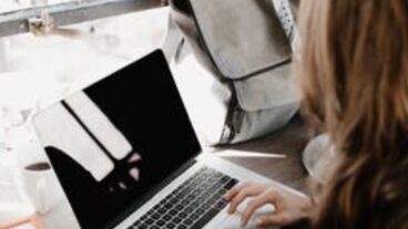 সেরা ১০ টি উপায় গুগল থেকে আয় করার