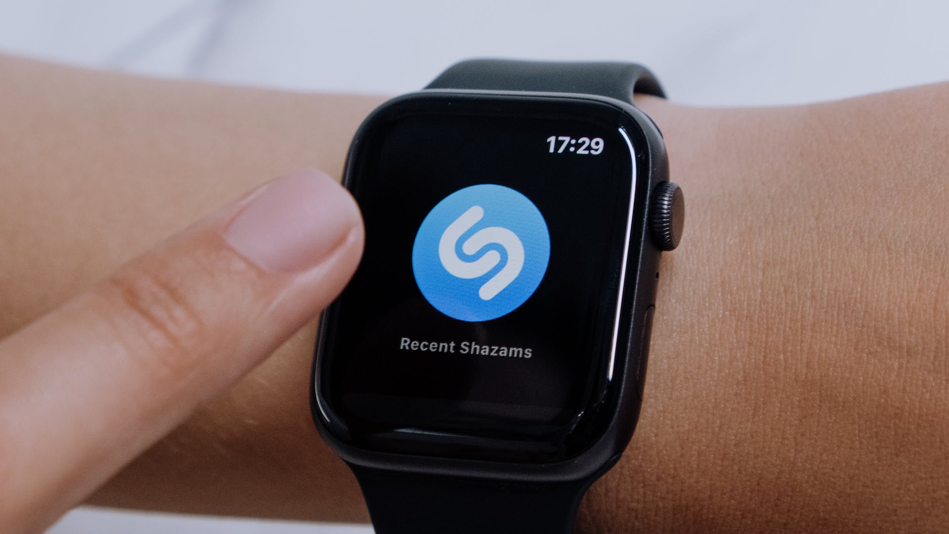 টাচস্ক্রীন ফিচার