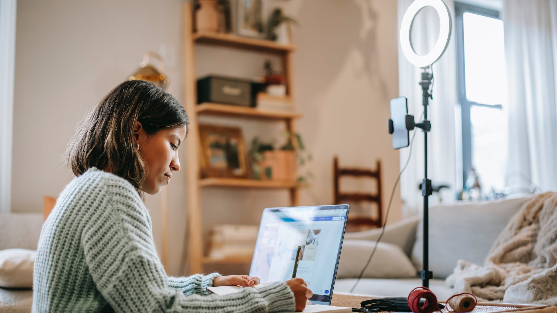 কনটেন্ট এর মধ্যে যে সকল বৈচিত্র্য রয়েছে 