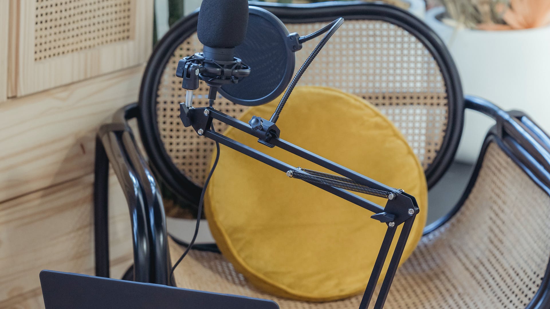 ডিজিটাল প্রোডাক্ট এর ব্যাবসা 