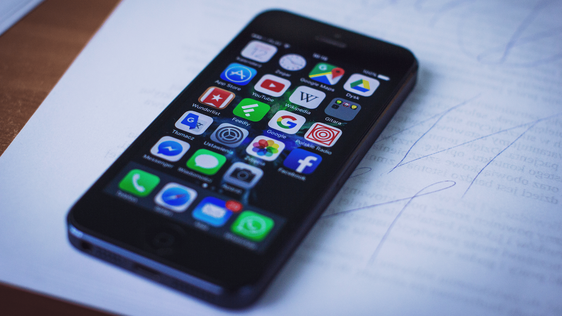 অ্যান্ড্রয়েড এবং আইওএস ডিভাইসে App Availability