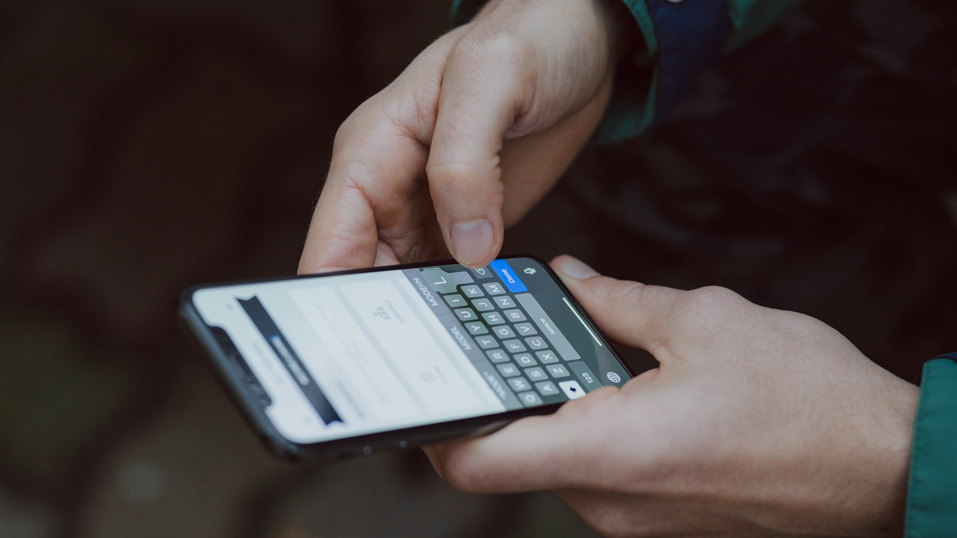 যেভাবে Spam Message চেক করবেন