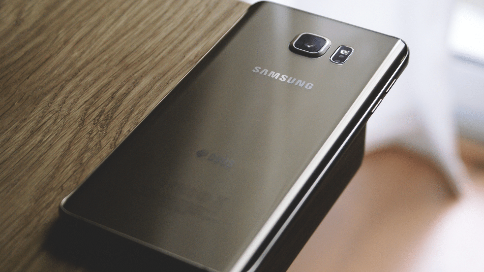 Samsung ফোনের ক্ষেত্রে Nearby Device Scanning বন্ধ করুন