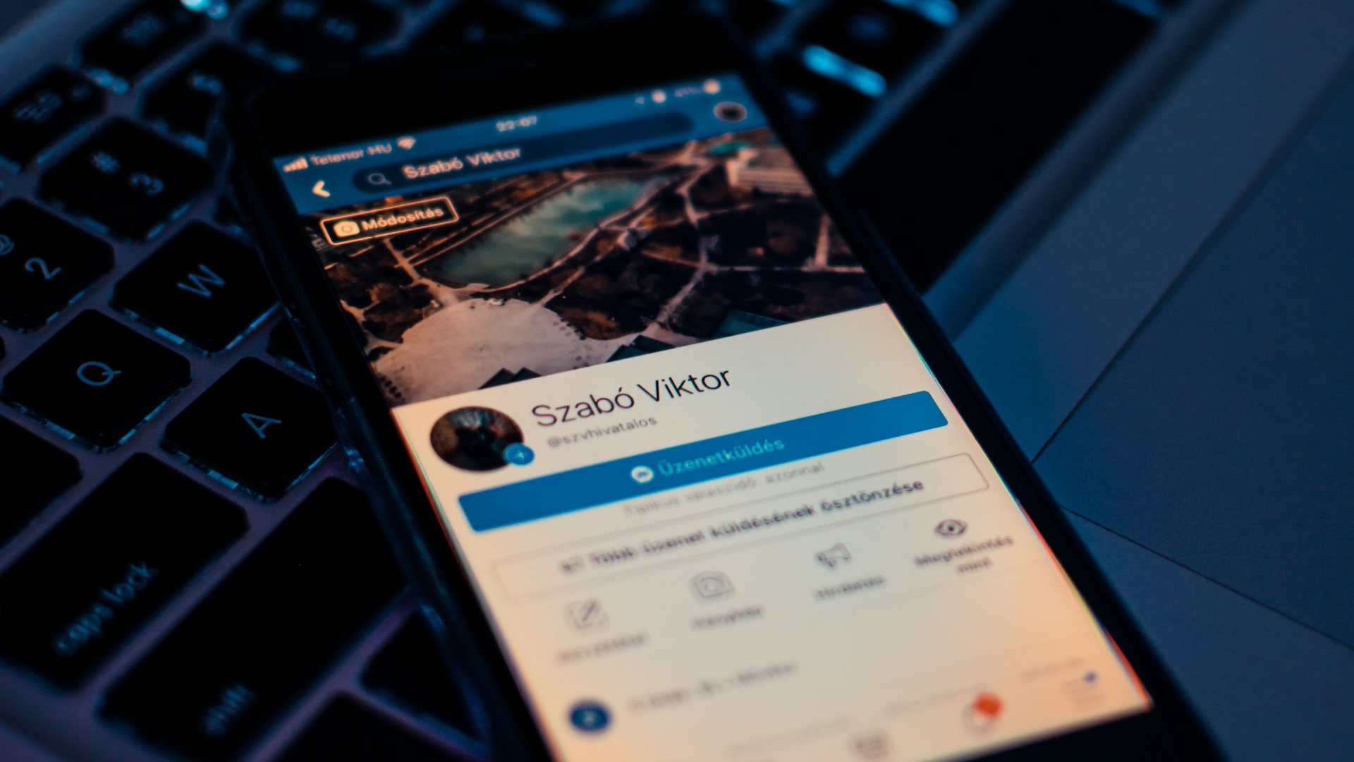 ফেসবুক পেইজের মাধ্যমে ব্যবসার প্রচার 