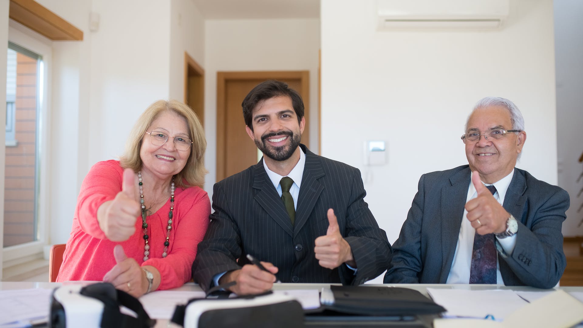 আন্তর্জাতিক মানের পেশাদার ব্যক্তিবর্গের সাথে সম্পর্ক স্থাপন করতে