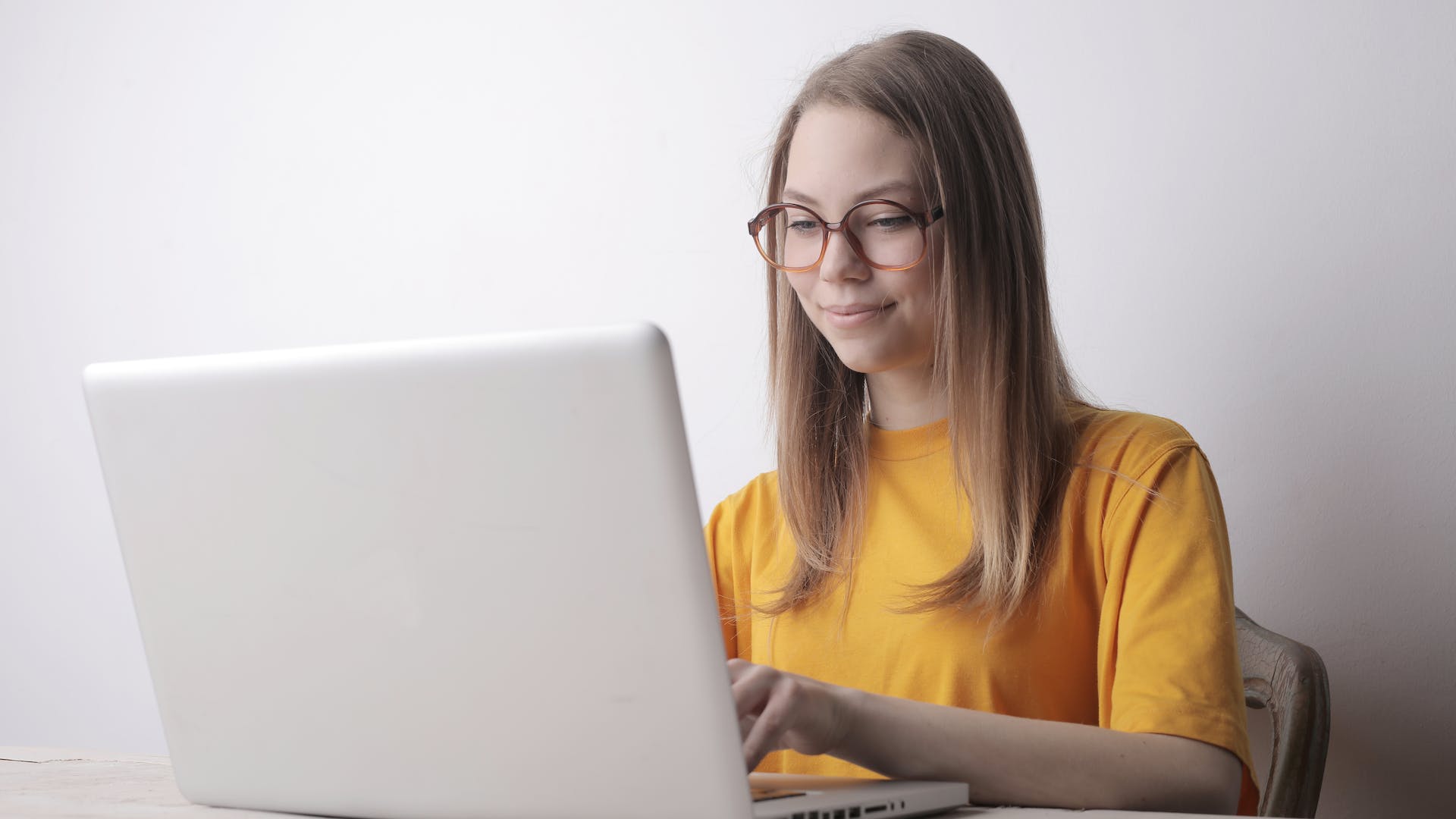 যে কারণে ভিডিও এডিটিং একটি পেশা