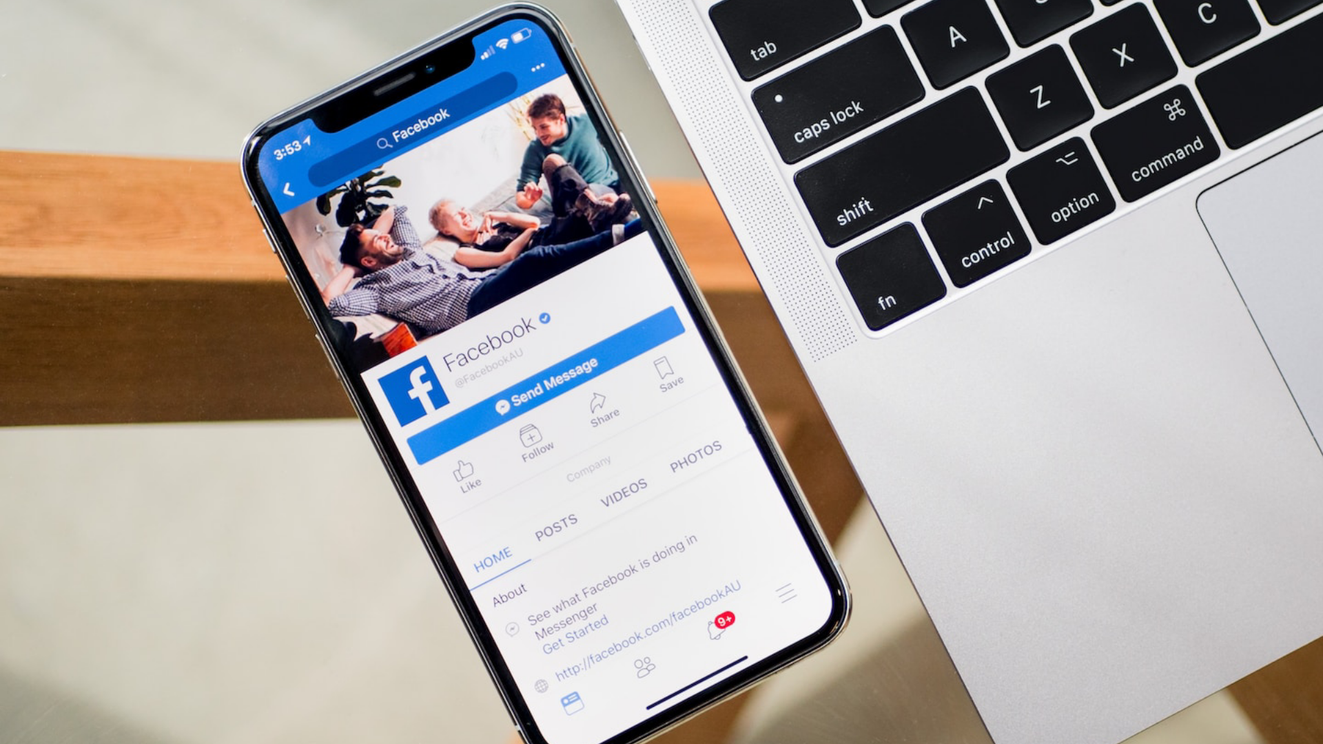 পেইজের কোনো টিউন বা ভিডিও নিজের প্রোফাইলে শেয়ার করা