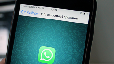 গোপনীয় কথোপকথনের জন্য হোয়াটসঅ্যাপের সাথেই থাকা ভালো কেন?