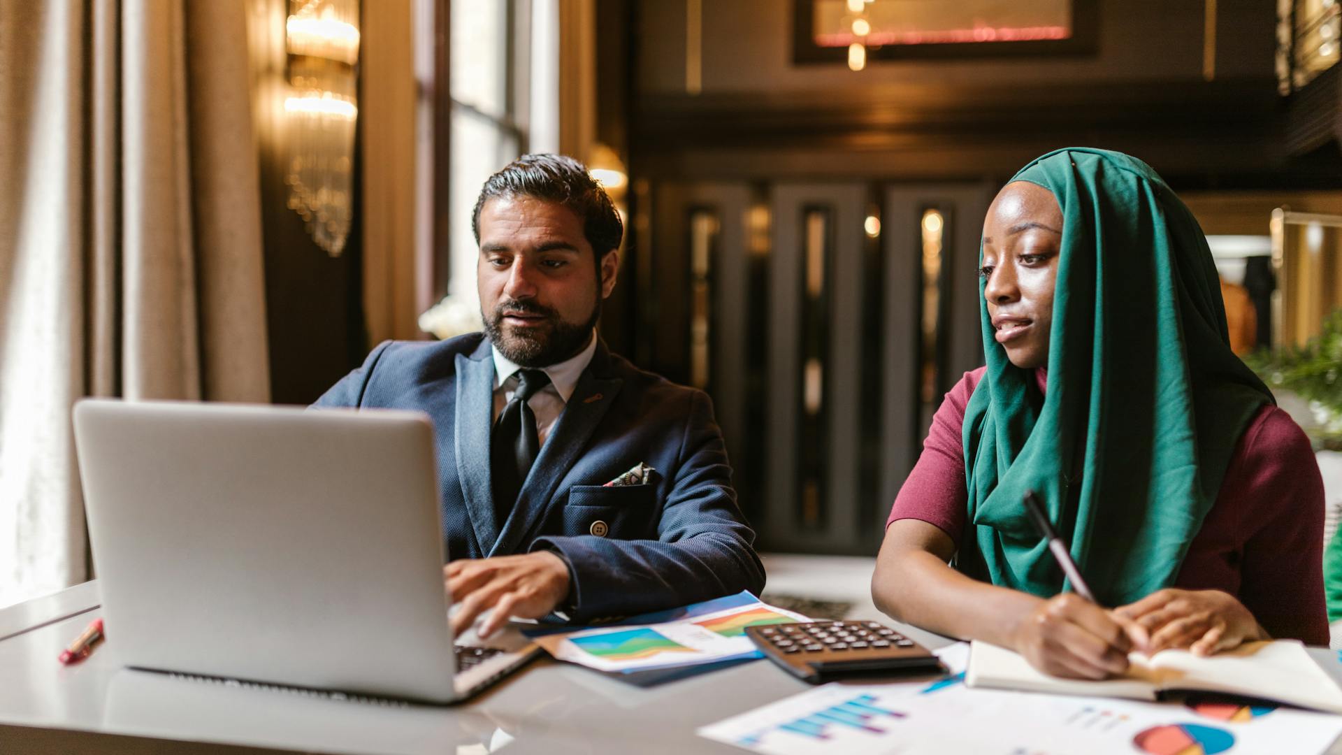 ডিজিটাল মার্কেটিংয়ে সফল হতে সম্ভাব্য ক্রেতা বা গ্রাহক শনাক্ত করুন 