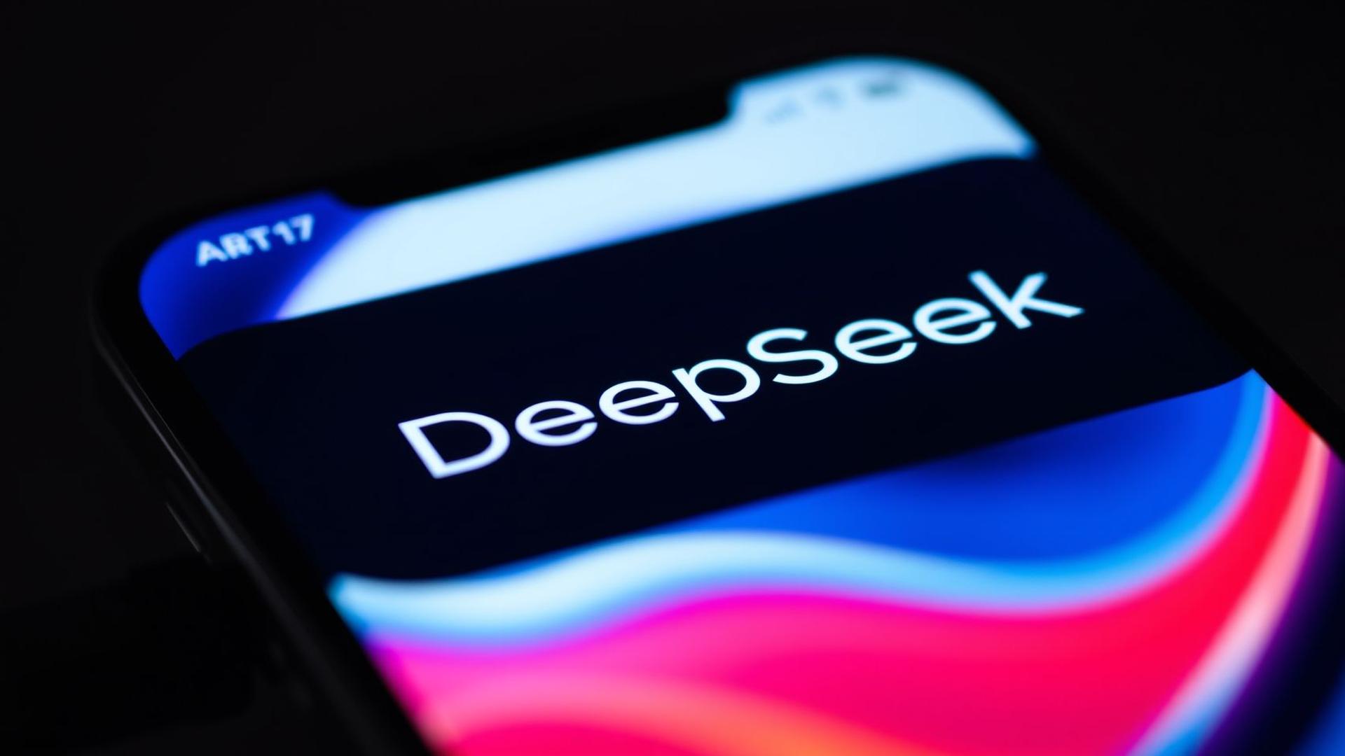TikTok-এর পর এবার AI? DeepSeek App খুব শীঘ্রই নিষিদ্ধ হতে পারে US-এ? ARM CEO-এর ভবিষ্যদ্বাণী!