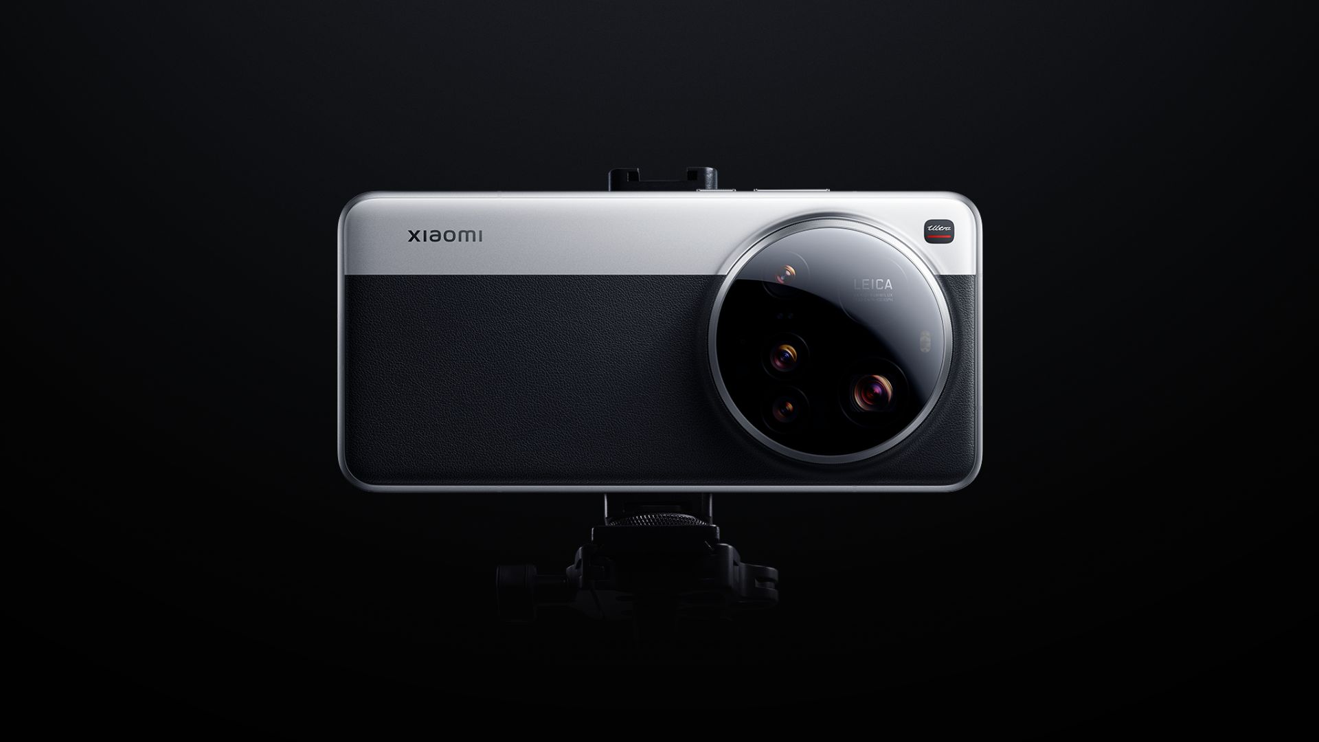 ধামাকা ডিজাইন, 200 মেগাপিক্সল ও 100mm টেলিফটো ক্যামেরা নিয়ে চলে এলো Xiaomi 15 Ultra! স্মার্টফোনের ভবিষ্যৎ কি এটাই?