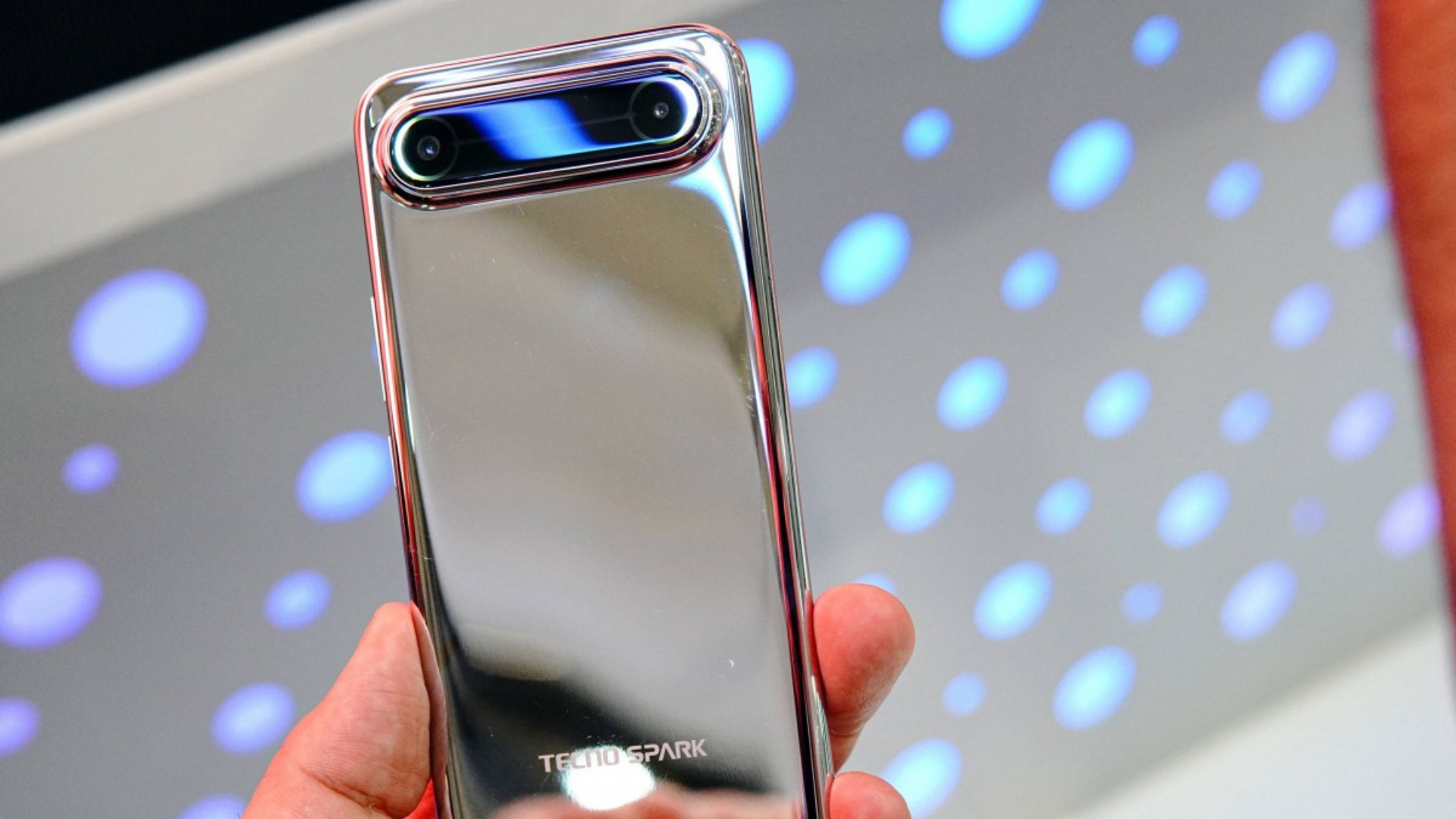 টেকনো আনলো 5.75mm স্লিম ফোন Techno Spark Slim! Future এর স্মার্টফোন Design নিয়ে জল্পনা