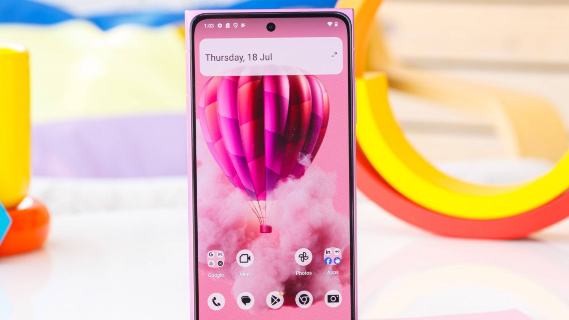 আসছে HMD Skyline 2! স্মার্টফোনের বাজারে নতুন চমক! কবে আসছে, কী থাকছে আপগ্রেডে?