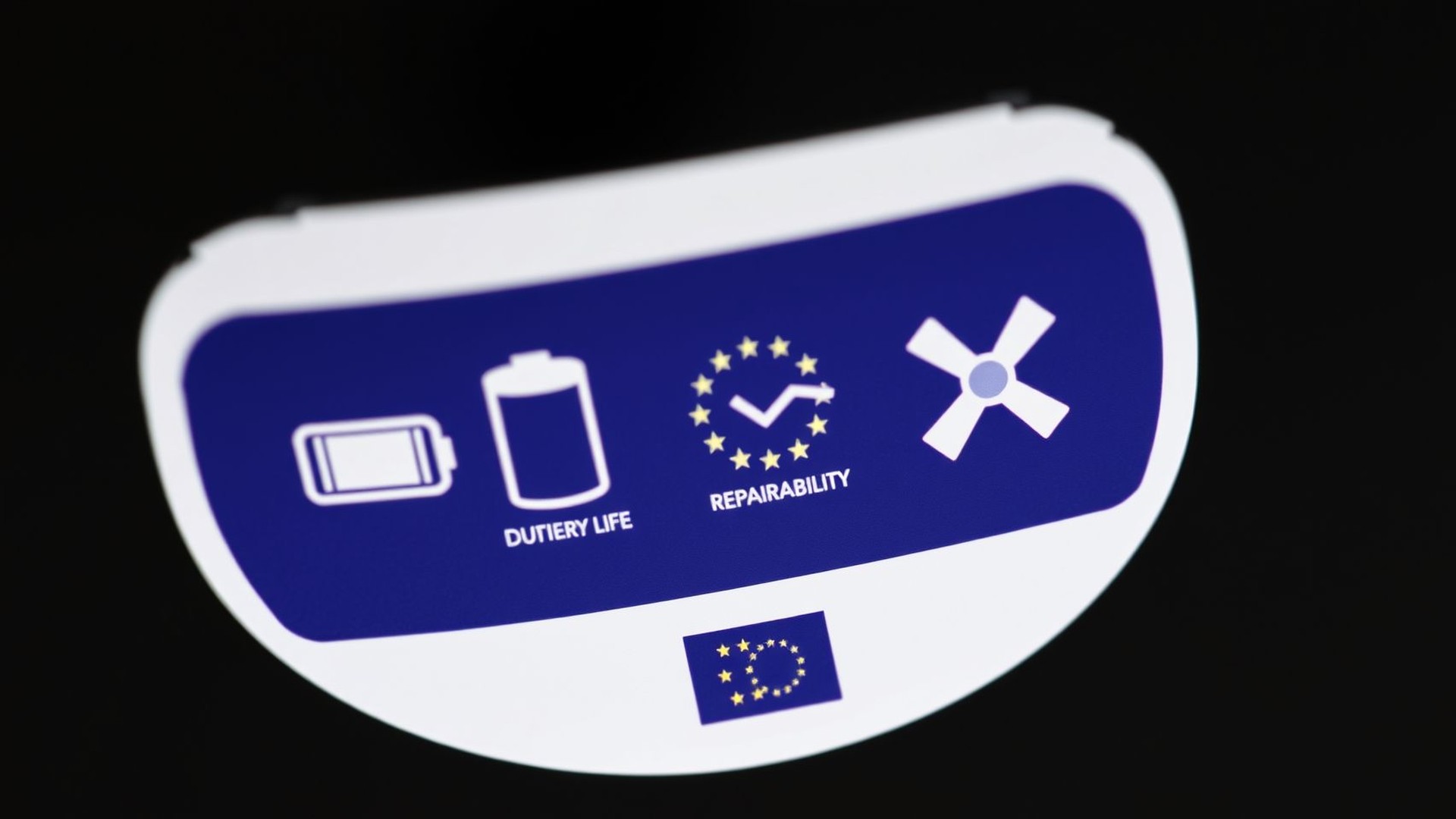 জুন মাস থেকে স্মার্টফোন ও ট্যাবলেটে যুক্ত হচ্ছে নতুন লেবেল! কেনার আগেই জানা যাবে ব্যাটারির ডিটেইলস!