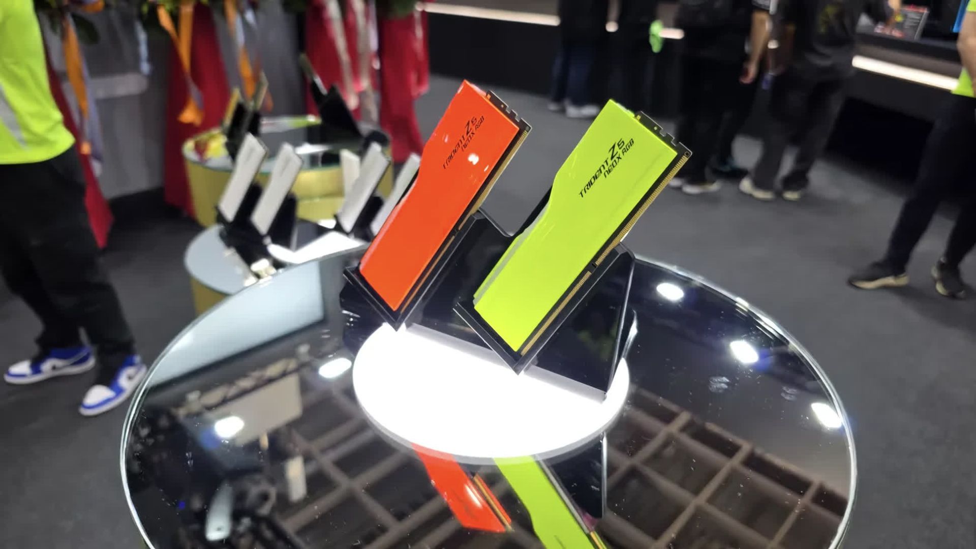 G.Skill ঝড় তুললো 10934 MT/s DDR5 আর 512GB R-DIMM RAM দিয়ে!