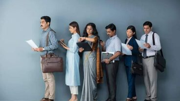 আপনার CV কি এখনও গতবাঁধা ফরম্যাটে?